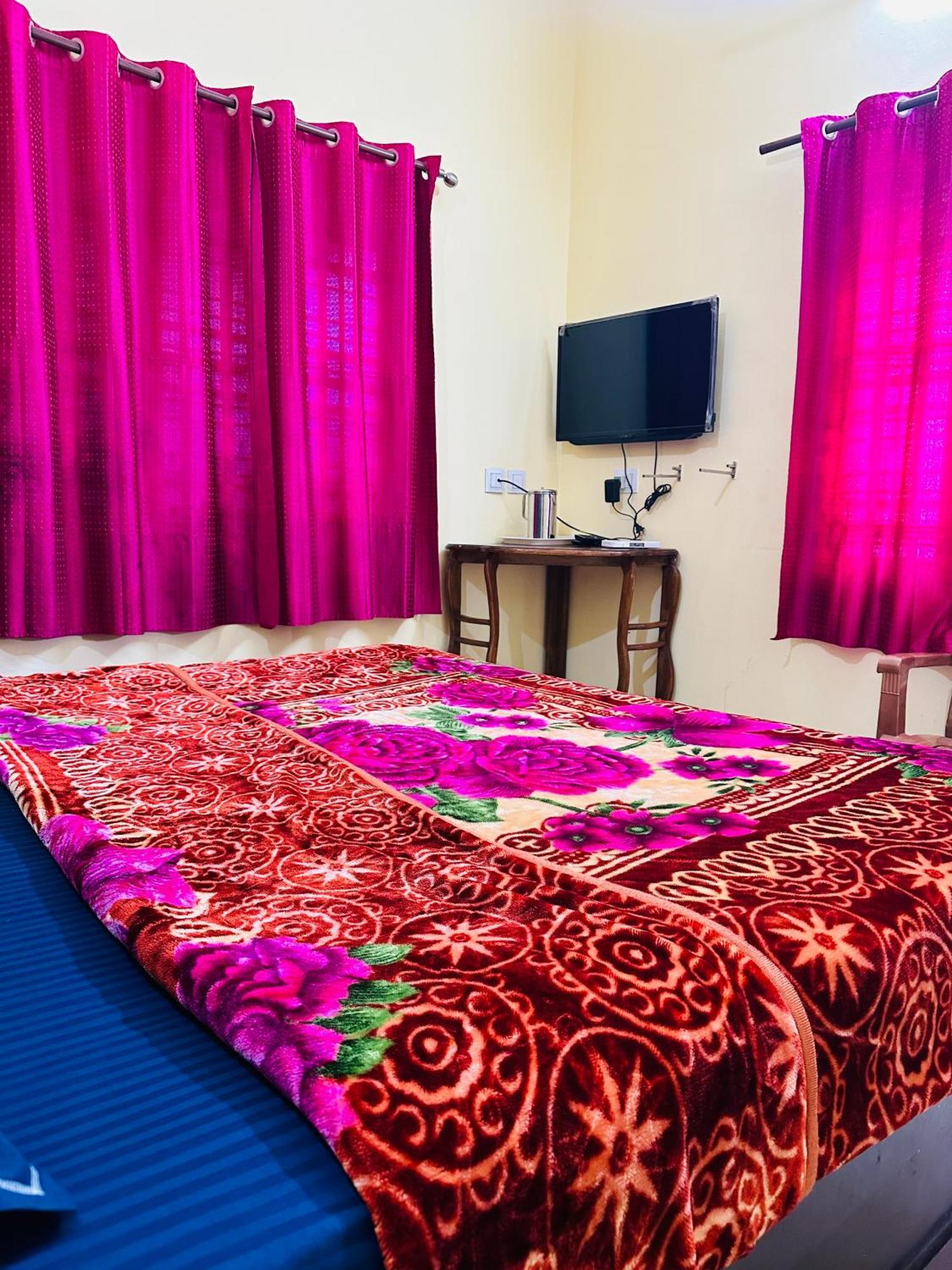 G Mount Budget Stay Munnar Dış mekan fotoğraf